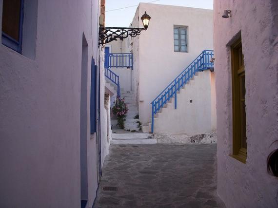 'Milos Alley at Magic Hour' - Μήλος